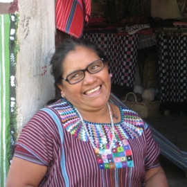 Artisane au Guatemala